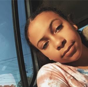 Meet your Posher, Asheona